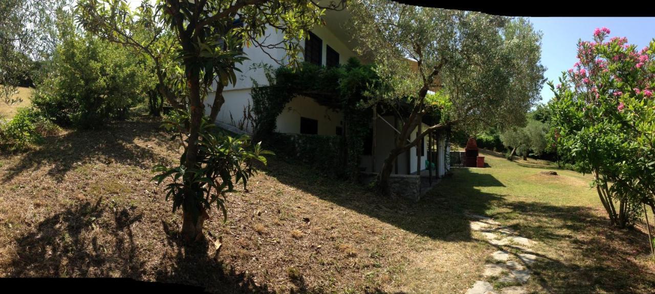 Secluded 1.8 Acre Garden Villa, For Exclusive Use With Stunning Views. Kalandra Esterno foto